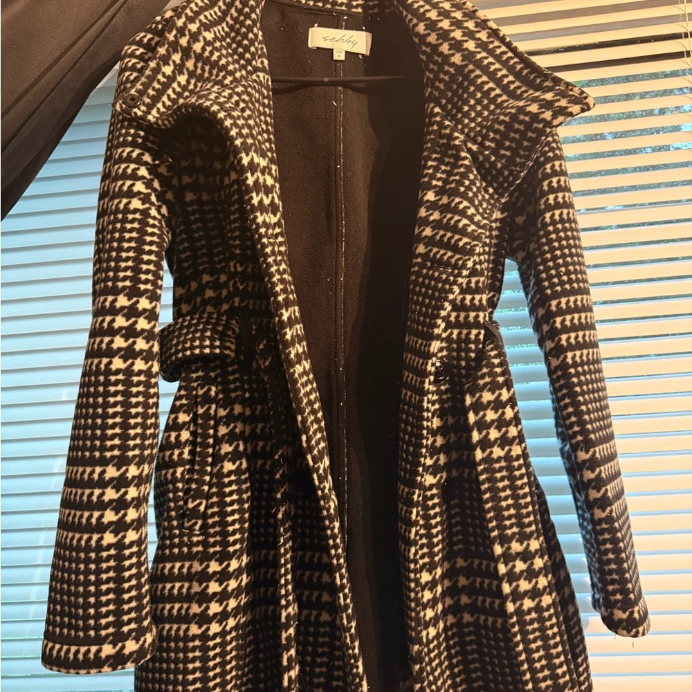 Sebby Black and White Houndstooth Coat